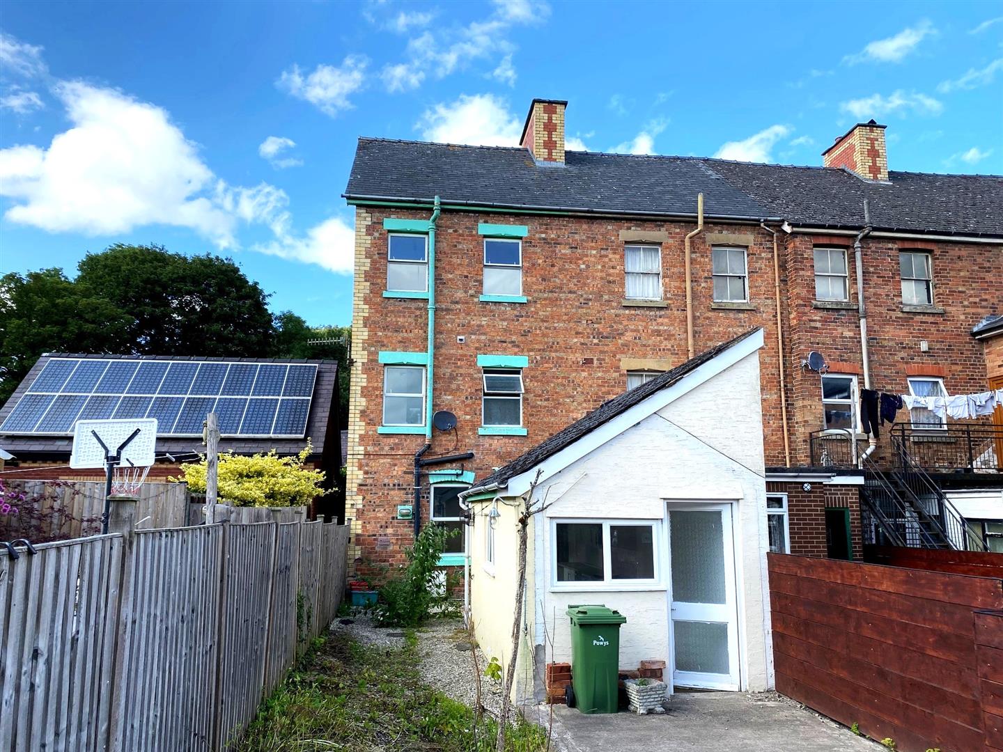 6, Station Road, Knighton, LD7 1DT Estate Agents & Auctioneers